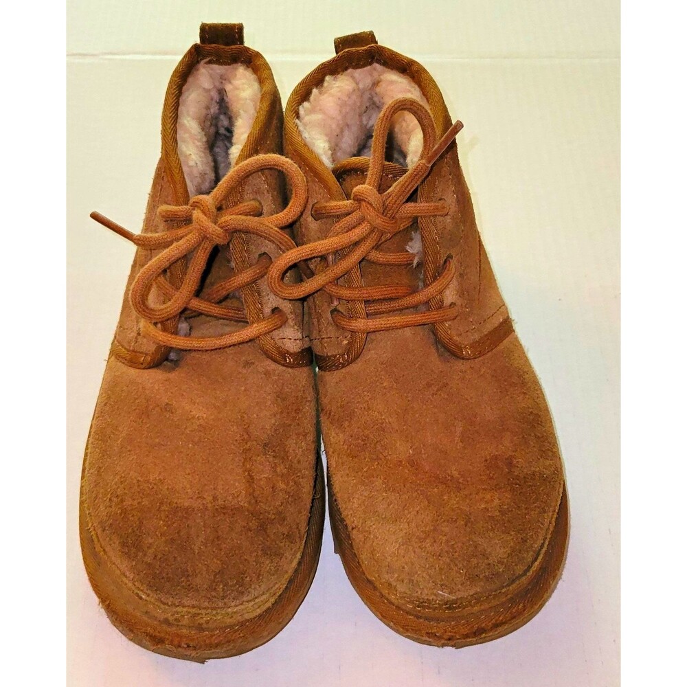 UGG Kids Neumel II Brown Suede Chukka Lace-Up Lined Boot US 3 EU 35